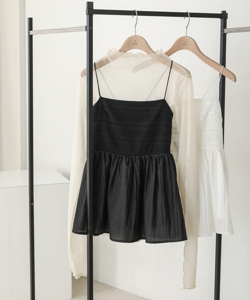 LACE SWITCHING FLARE CAMISOLE