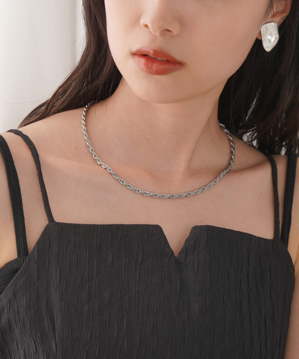 CHAIN X BALL MOTIF NECKLACE