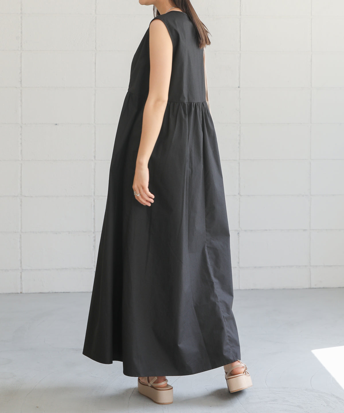 BEST SET SLEEVELESS ONEPIECE