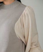 COLOR SCHEME PETITE HIGH KNIT TOP