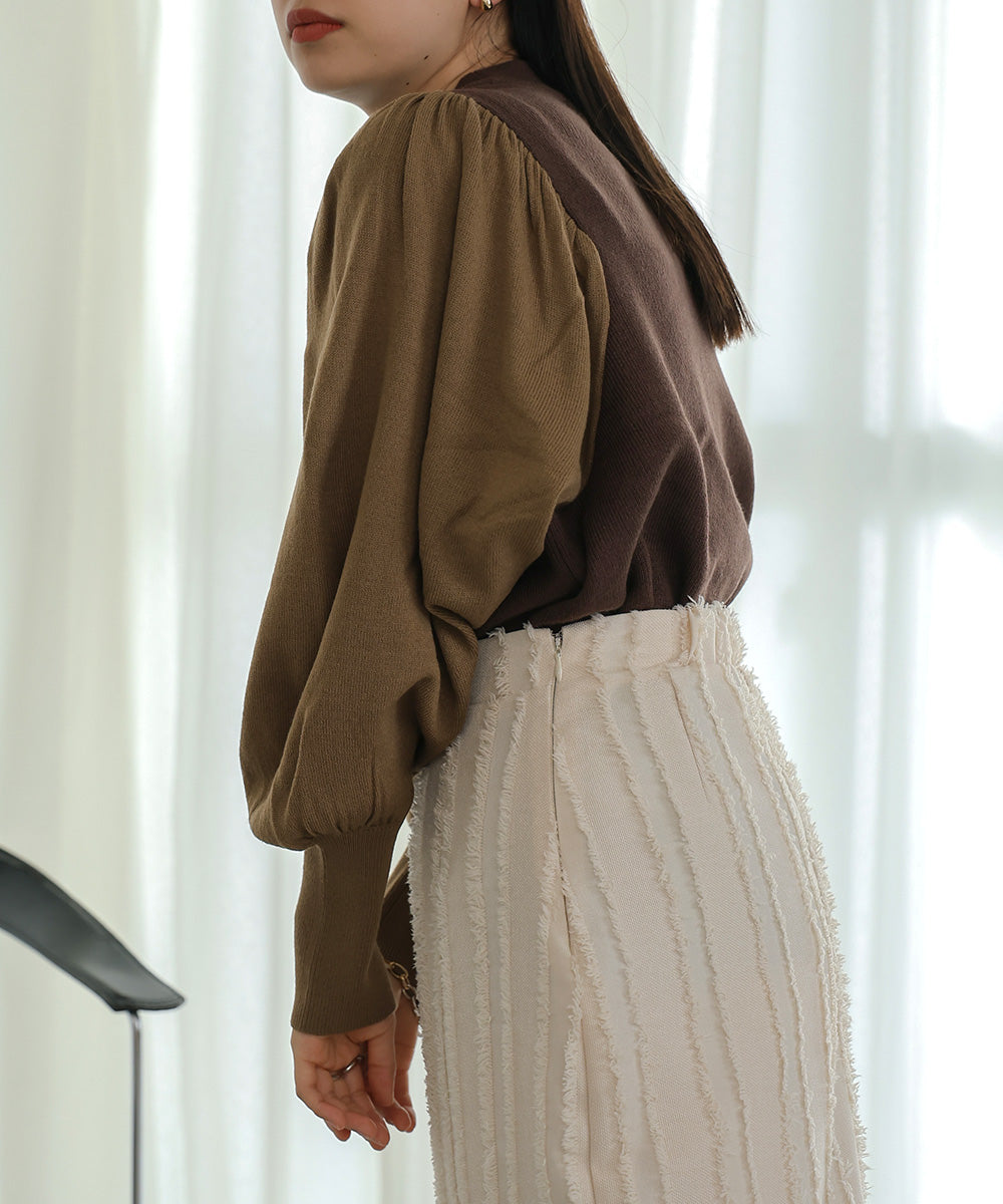 COLOR SCHEME PETITE HIGH KNIT TOP