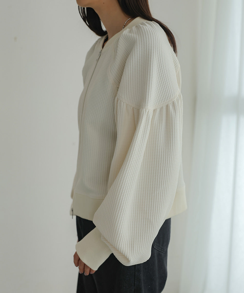 WAFFLE SLEEVE GATHERED CARDIGAN