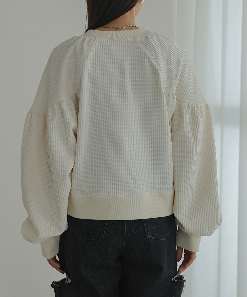 WAFFLE SLEEVE GATHERED CARDIGAN