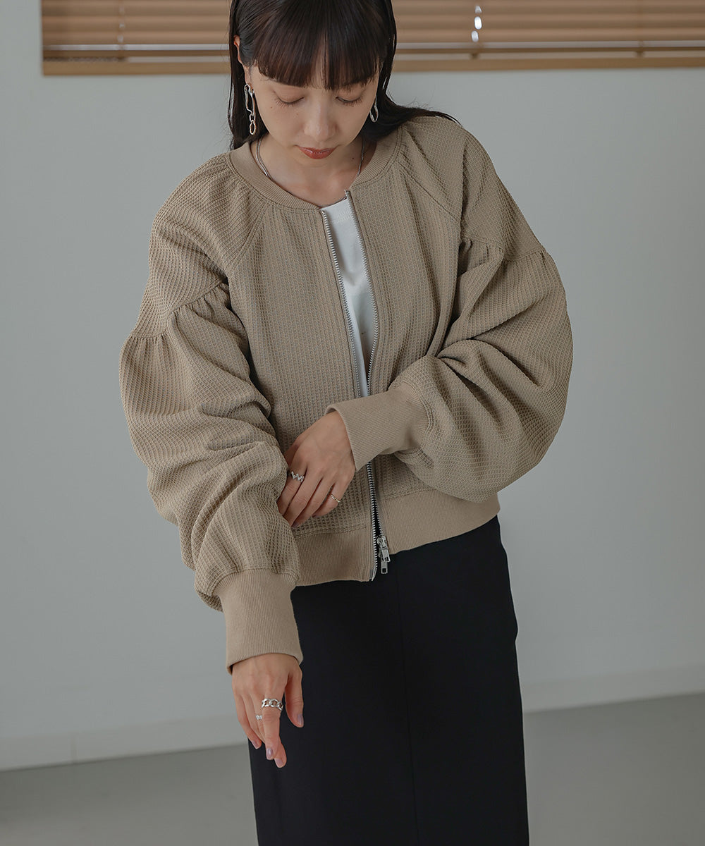 WAFFLE SLEEVE GATHERED CARDIGAN