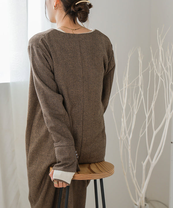 V-NECK TAILER STYLE ONEPIECE