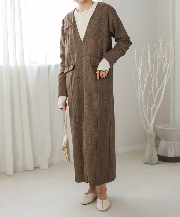 V-NECK TAILER STYLE ONEPIECE