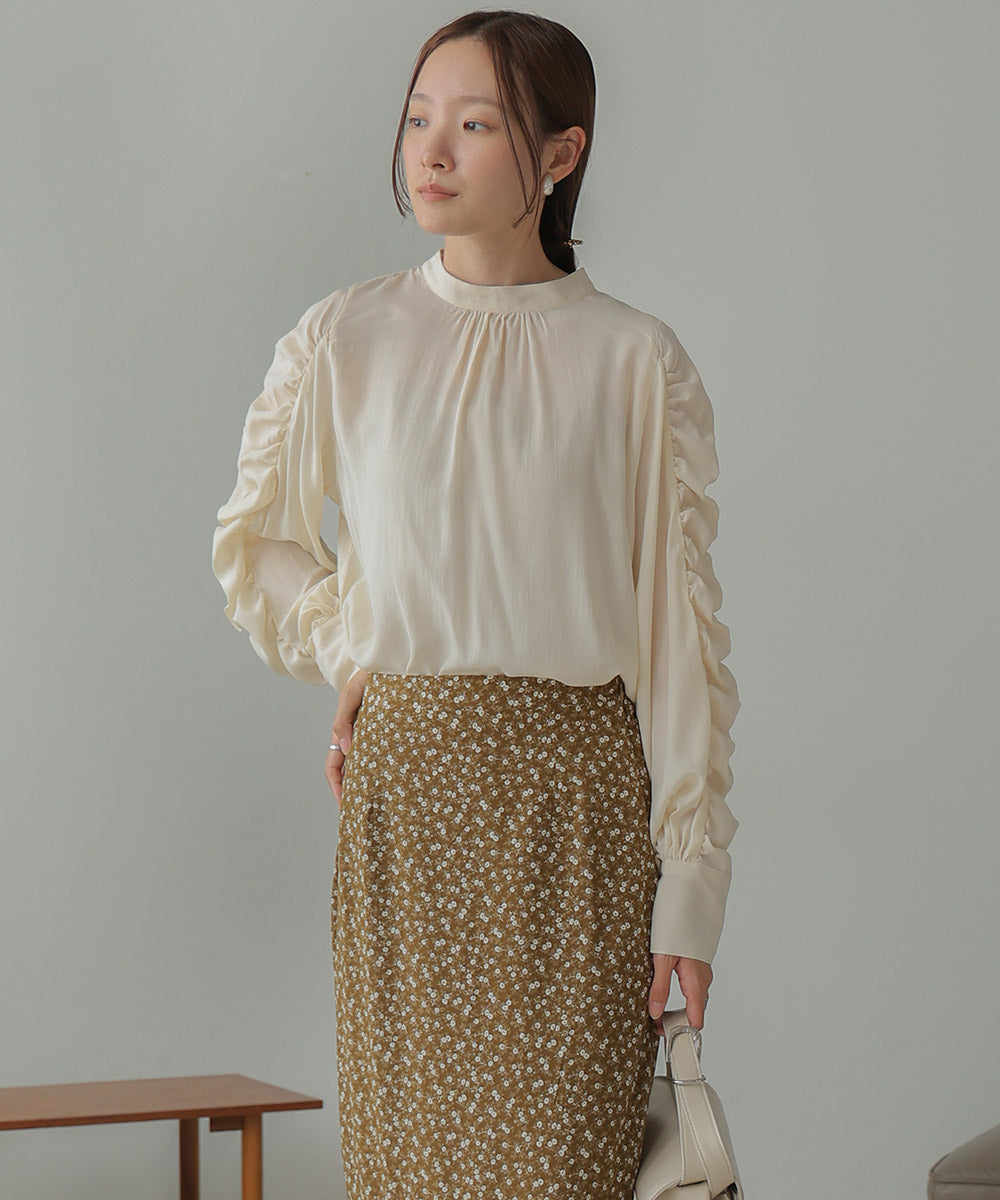 GATHERED SLEEVES PETITE HIGH BLOUSE