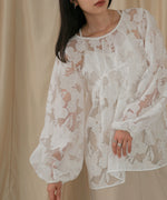 SHEER FLOWER VOLUME SLEEVE BLOUSE