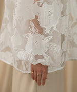 SHEER FLOWER VOLUME SLEEVE BLOUSE
