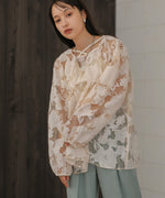 SHEER FLOWER VOLUME SLEEVE BLOUSE
