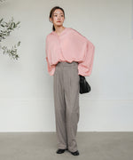 VOLUME SLEEVE GATHERED BLOUSE