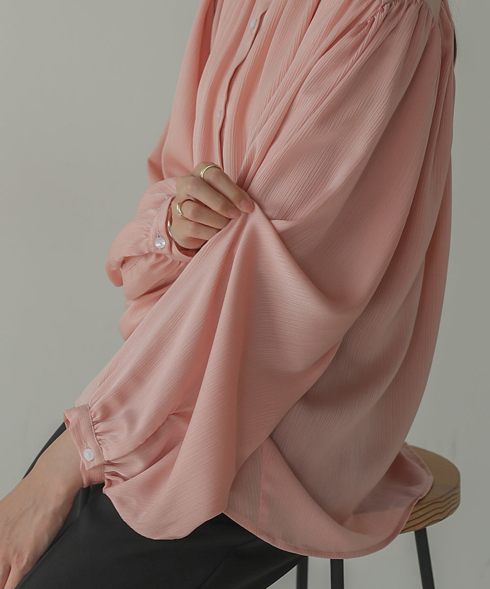 VOLUME SLEEVE GATHERED BLOUSE