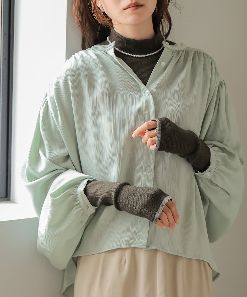 VOLUME SLEEVE GATHERED BLOUSE