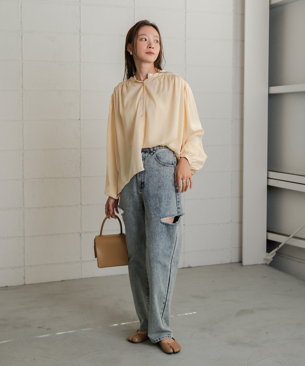 VOLUME SLEEVE GATHERED BLOUSE