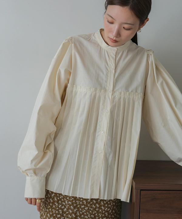 VOLUME SLEEVE PLEATED BLOUSE