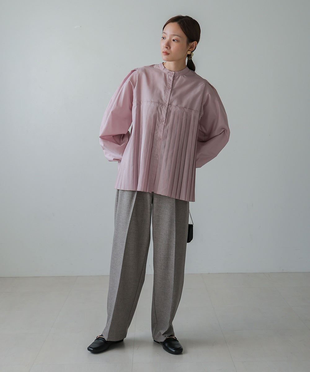 VOLUME SLEEVE PLEATED BLOUSE