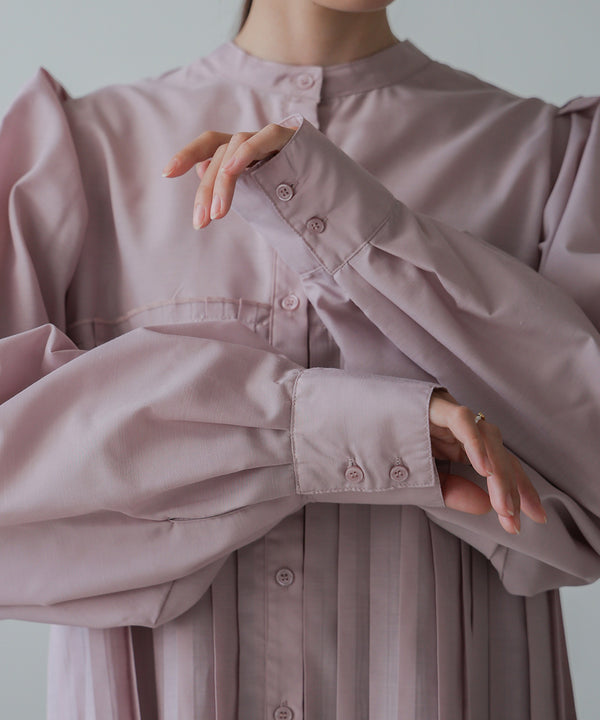 VOLUME SLEEVE PLEATED BLOUSE