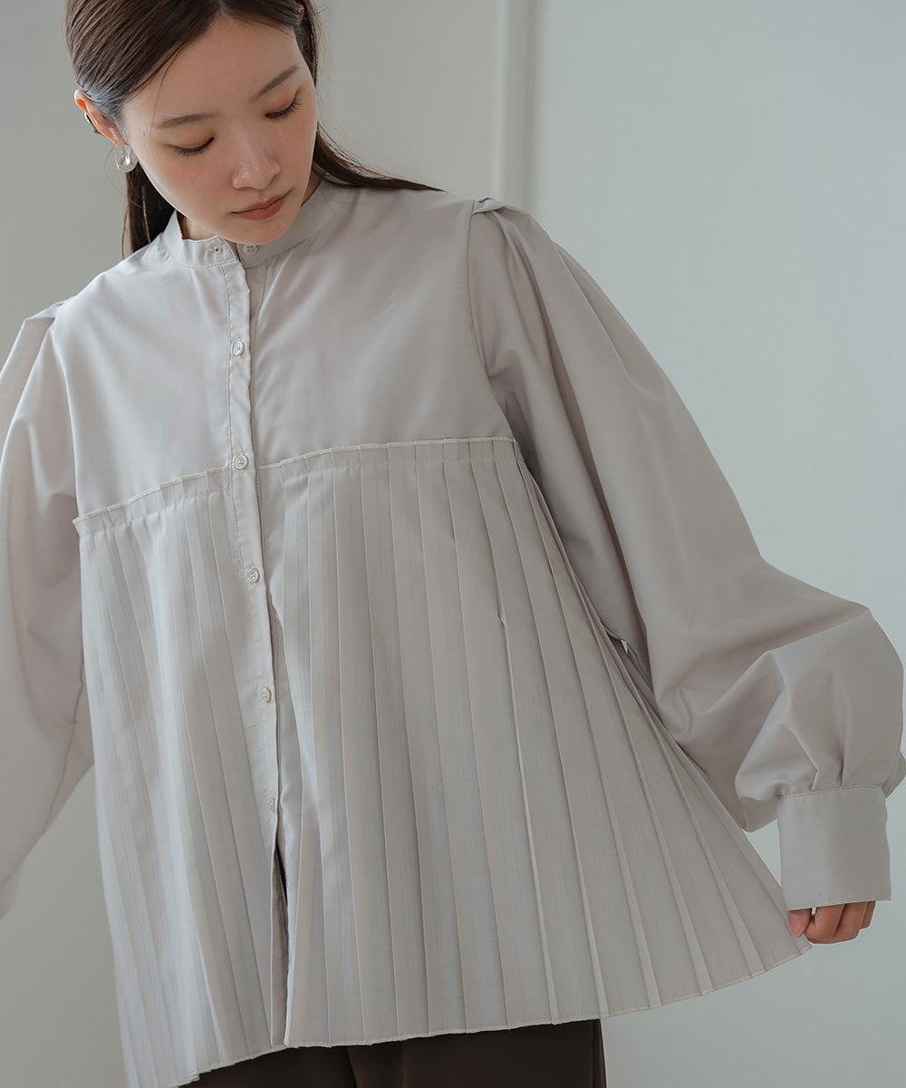 VOLUME SLEEVE PLEATED BLOUSE