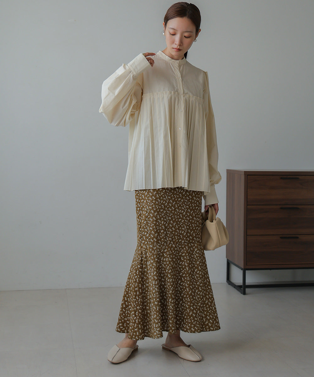 VOLUME SLEEVE PLEATED BLOUSE