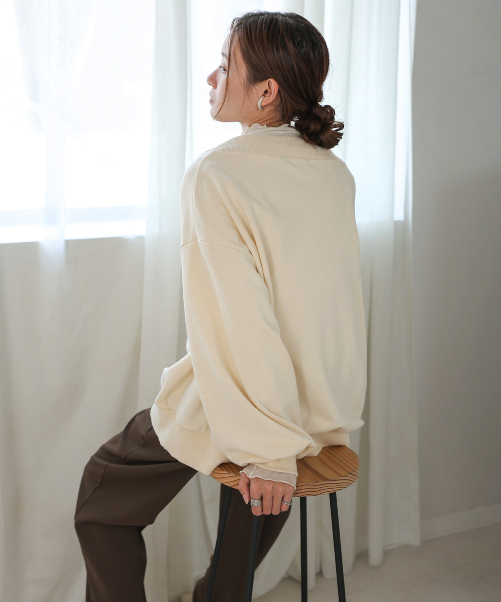 RANDOM BUTTON CARDIGAN
