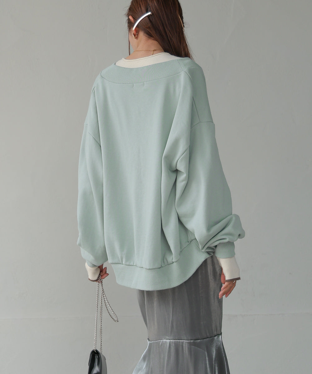 RANDOM BUTTON CARDIGAN