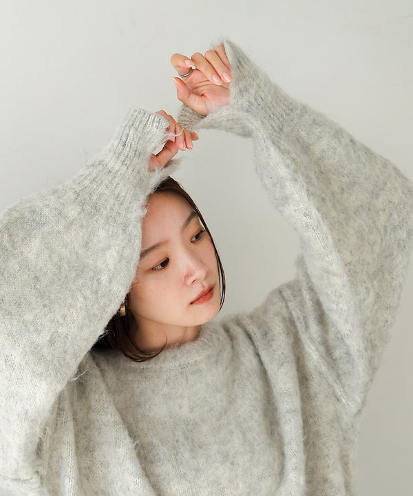 VOLUME SLEEVE MOHAYALIKE KNIT