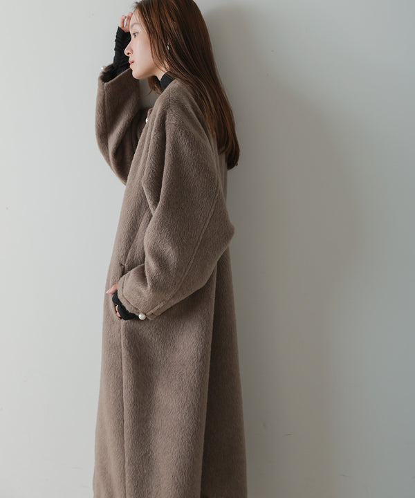 SHAGGY PEARL BUTTON OVER SILHOUETTE COAT