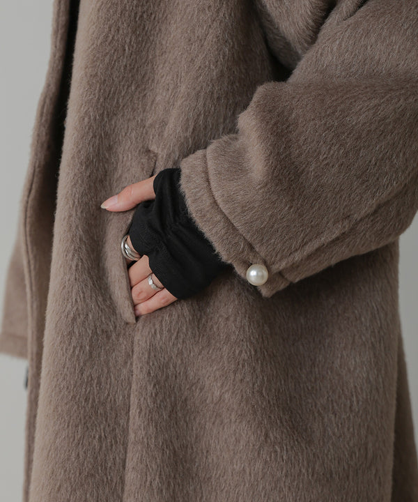 SHAGGY PEARL BUTTON OVER SILHOUETTE COAT