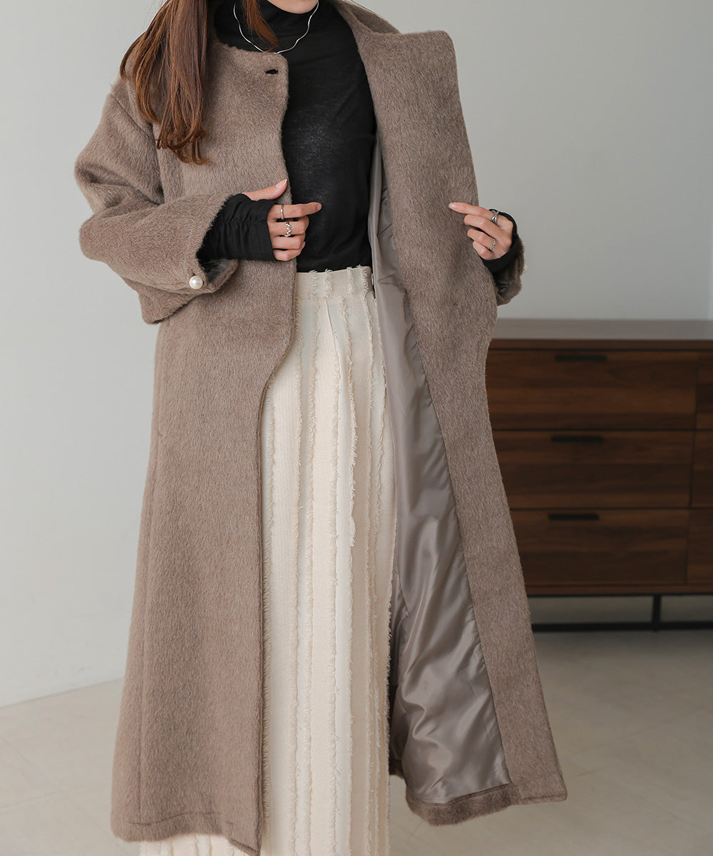 SHAGGY PEARL BUTTON OVER SILHOUETTE COAT