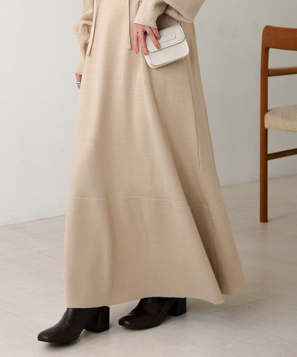 WAIST TUCK FLARE LINE KNIT ONEPIECE