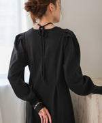 WAIST TUCK FLARE LINE KNIT ONEPIECE