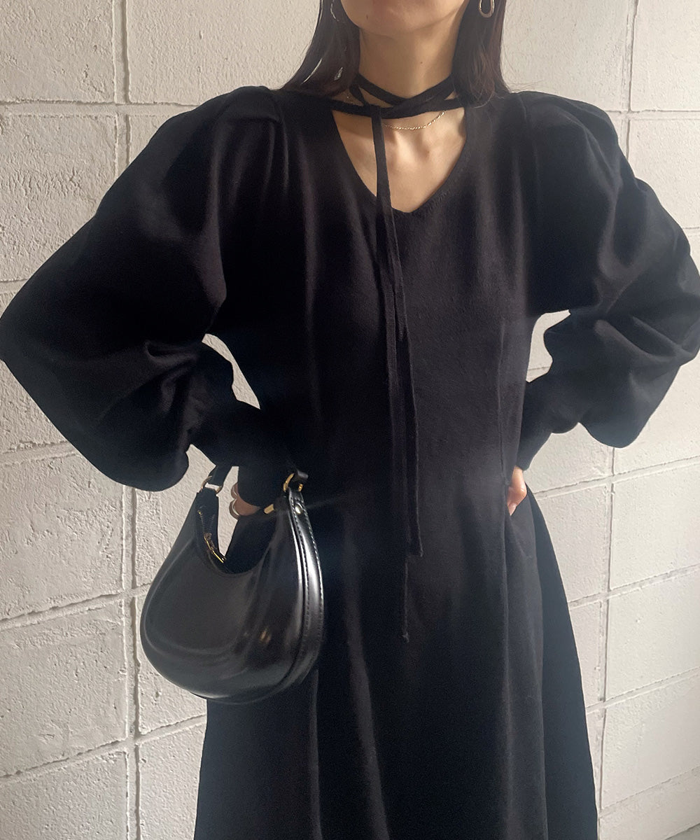 WAIST TUCK FLARE LINE KNIT ONEPIECE