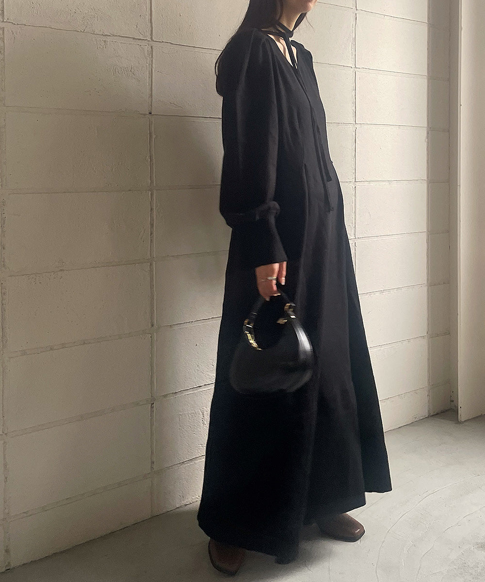 WAIST TUCK FLARE LINE KNIT ONEPIECE