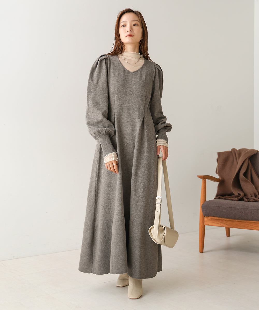 WAIST TUCK FLARE LINE KNIT ONEPIECE
