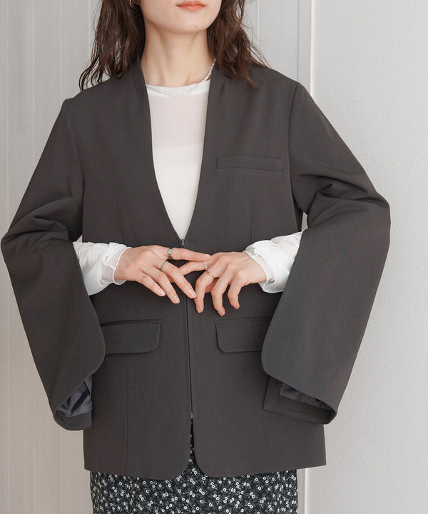 SLEEVE SLIT JACKET