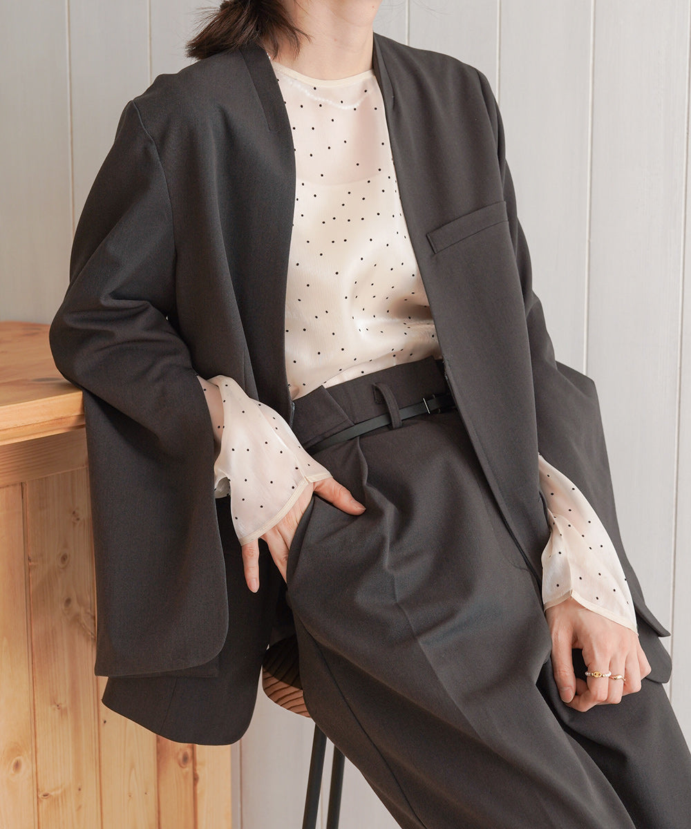 SLEEVE SLIT JACKET