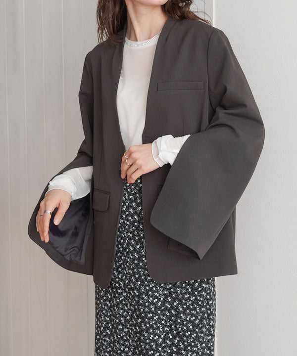 SLEEVE SLIT JACKET