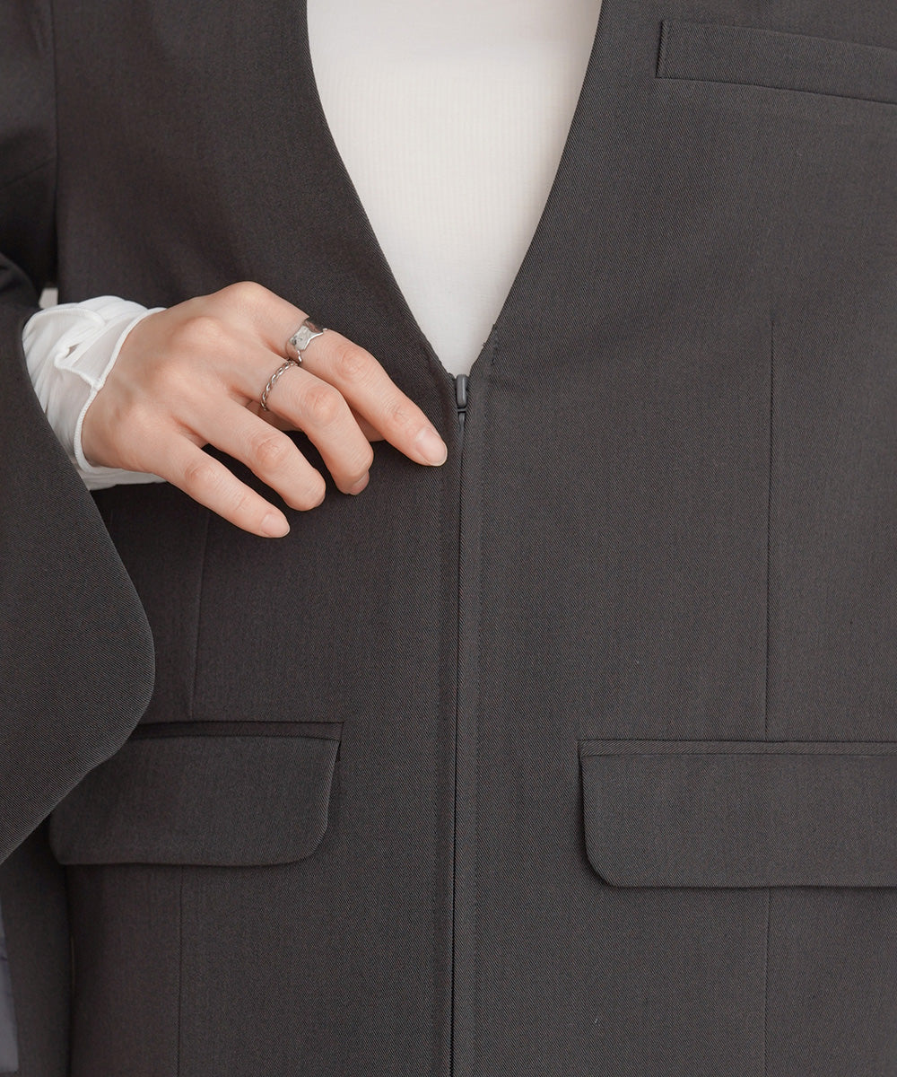 SLEEVE SLIT JACKET