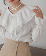 BIG COLLAR LACE BLOUSE