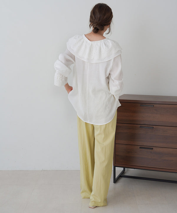 BIG COLLAR LACE BLOUSE