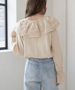 BIG COLLAR LACE BLOUSE