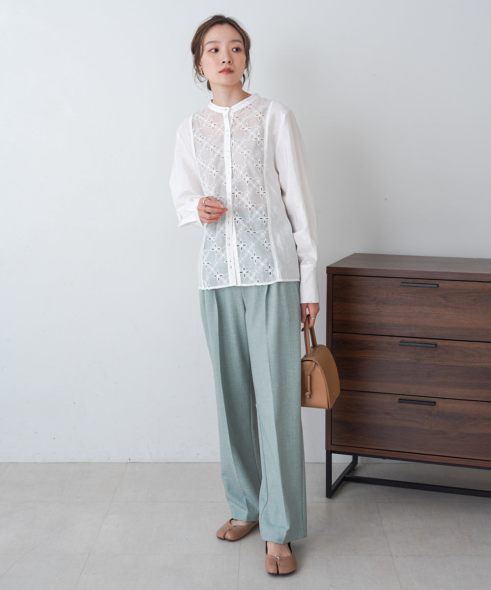 FRONT EMBROIDERY LACE BLOUSE