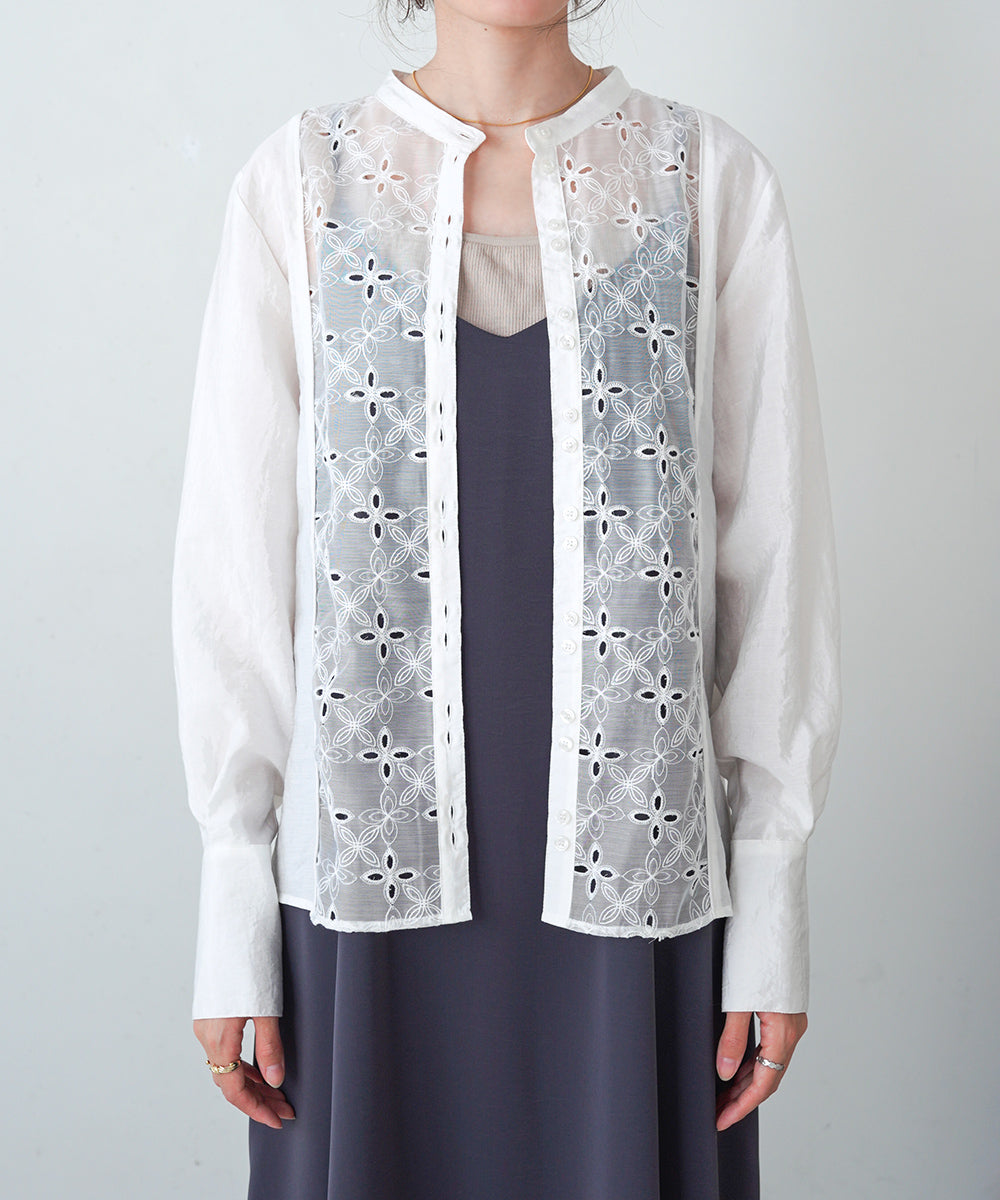 FRONT EMBROIDERY LACE BLOUSE