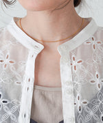 FRONT EMBROIDERY LACE BLOUSE