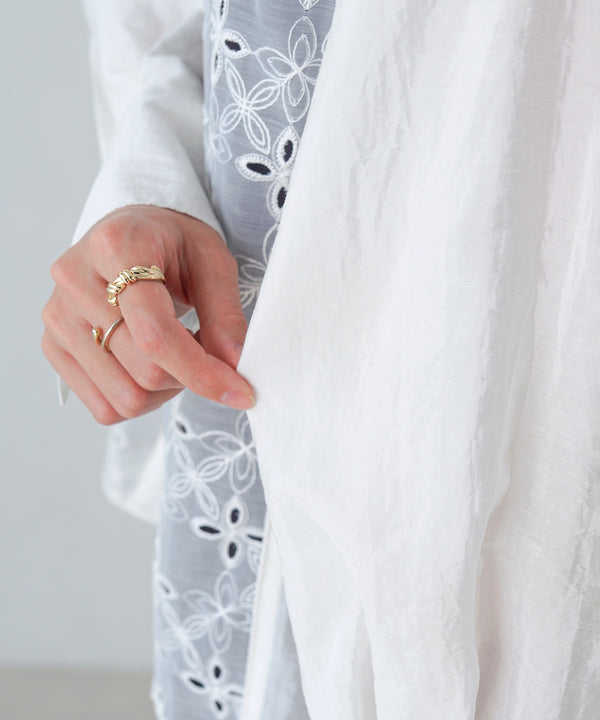 FRONT EMBROIDERY LACE BLOUSE