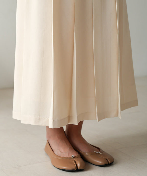 ロングプリーツスカート