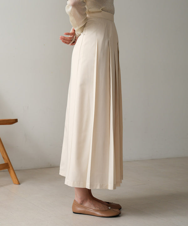 ロングプリーツスカート