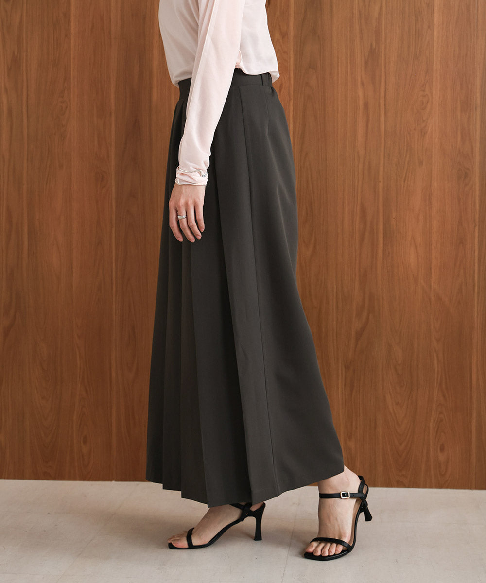 ロングプリーツスカート