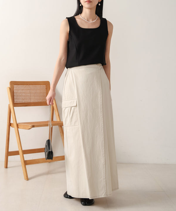 SQUARE NECK TUCK DESIGN TANK TOP