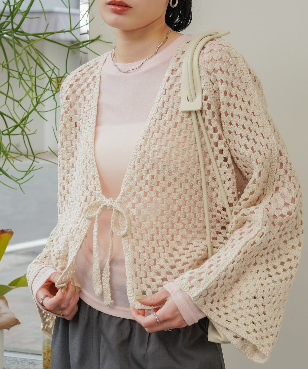 ベーシックシアートップス